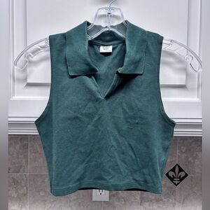 Sunday Best Dark Green Collared Crop Top